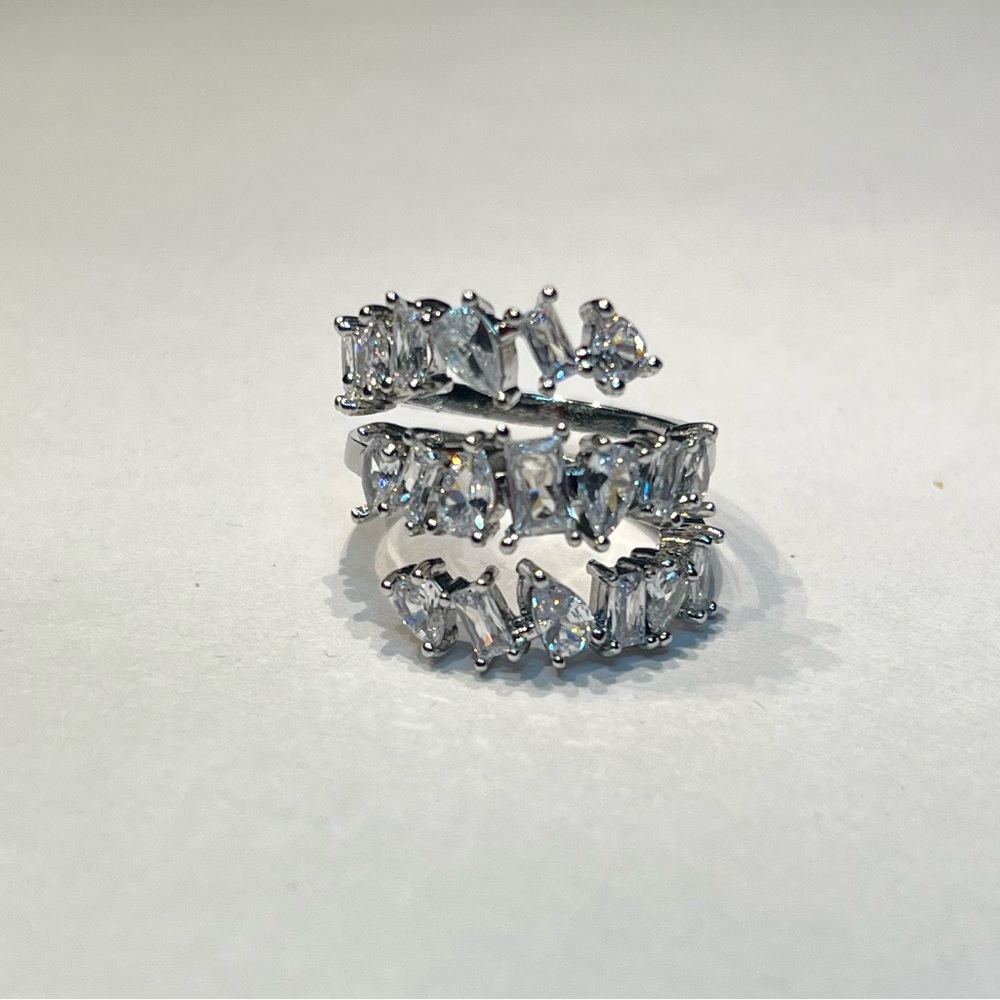 Silver ring - Picture 5 of 10